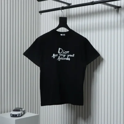 Kurzärmliges T-Shirt mit aufgesticktem Patch Signature