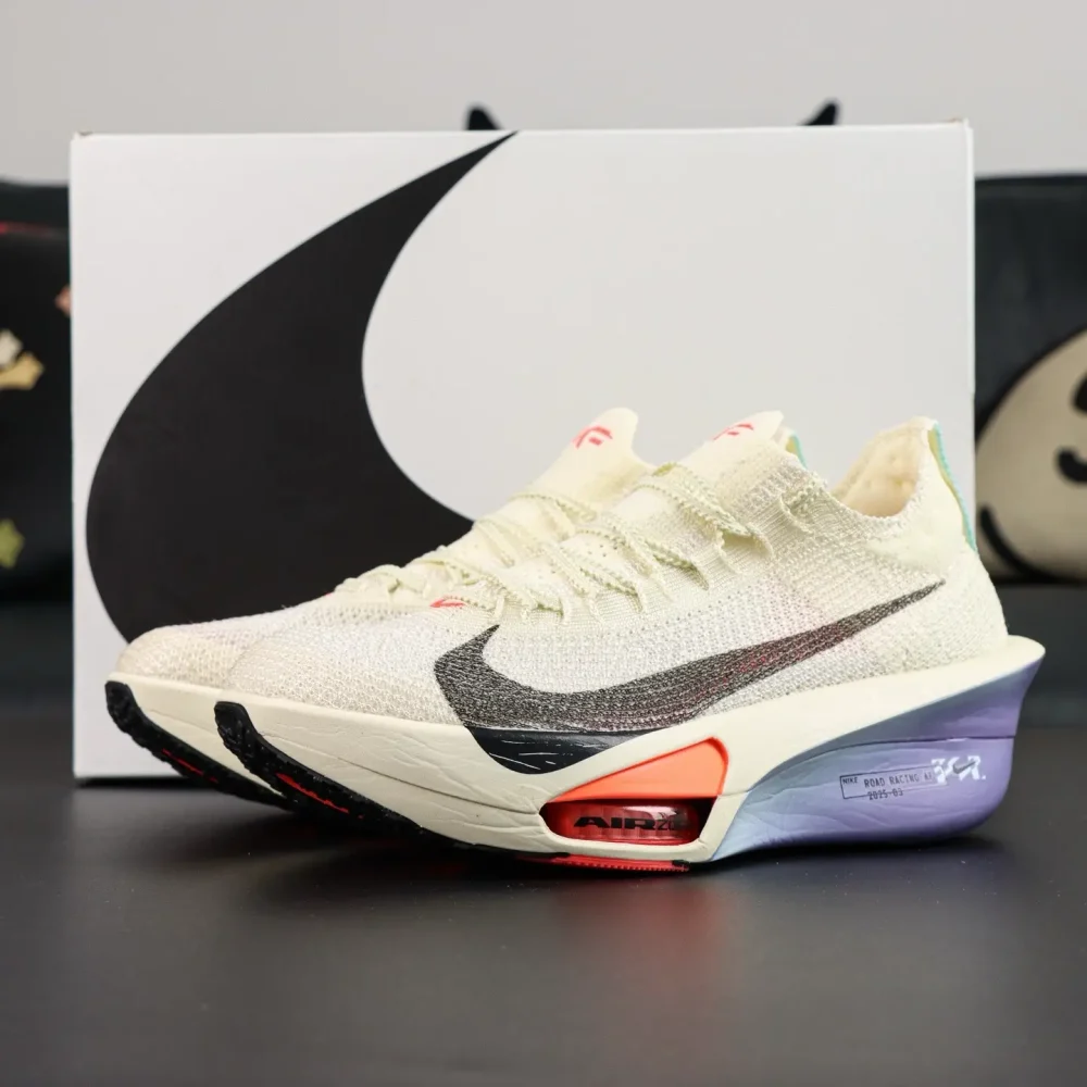 Nike Alphafiy 3 Proto Off-White und Lila