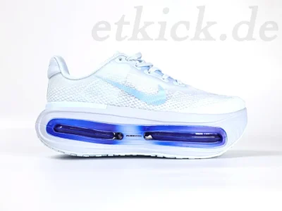 Running Vomero 18 Sneaker in Weiß und Blau