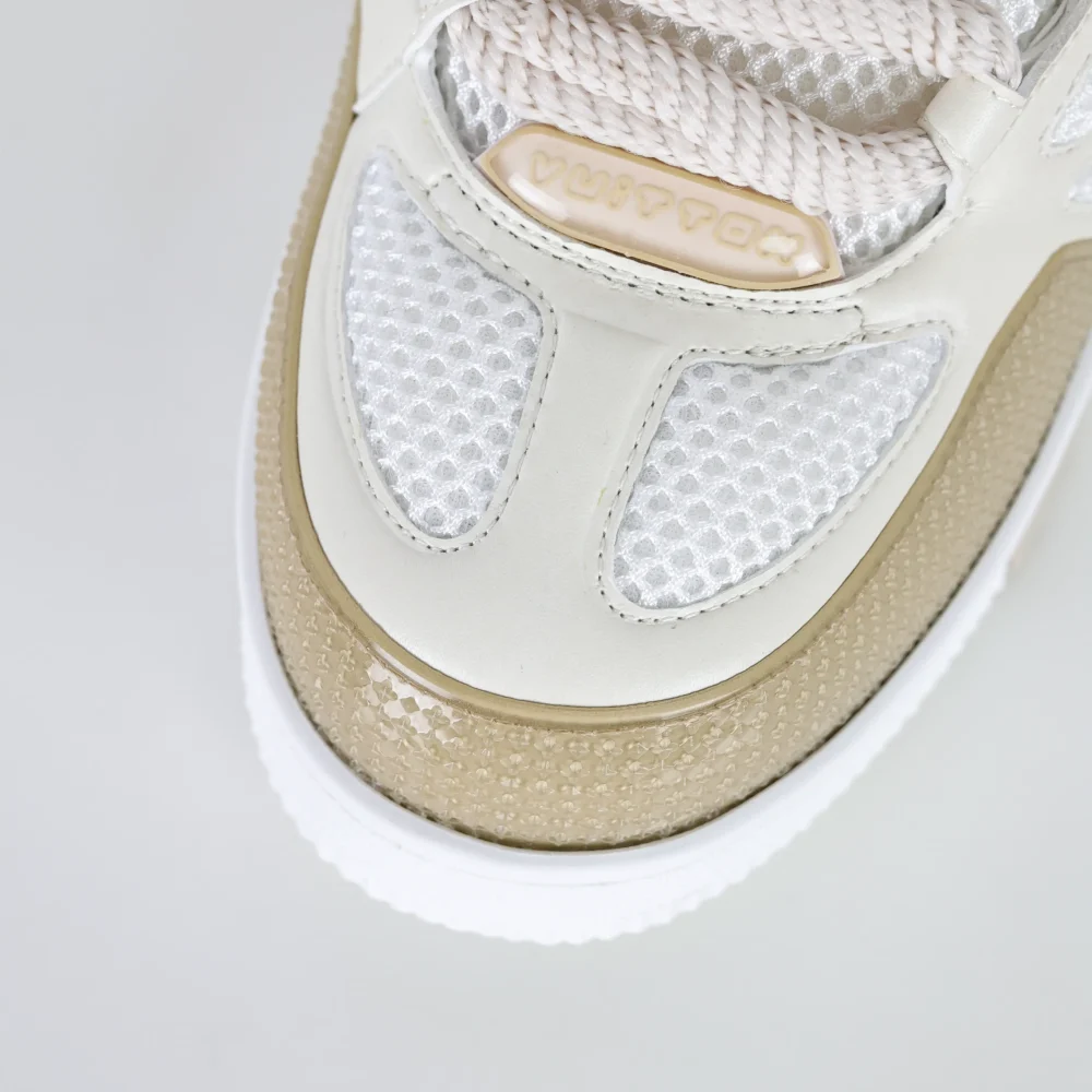 Skate Sneaker Monogramm Blumenmuster Braun und Weiß – Bild 8