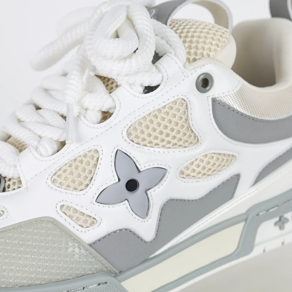 Skate Sneaker Monogramm Blumenmuster Grau & Weiß Reps – Bild 7