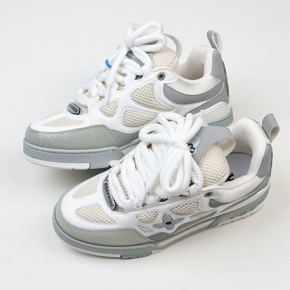 Skate Sneaker Monogramm Blumenmuster Grau & Weiß Reps – Bild 5