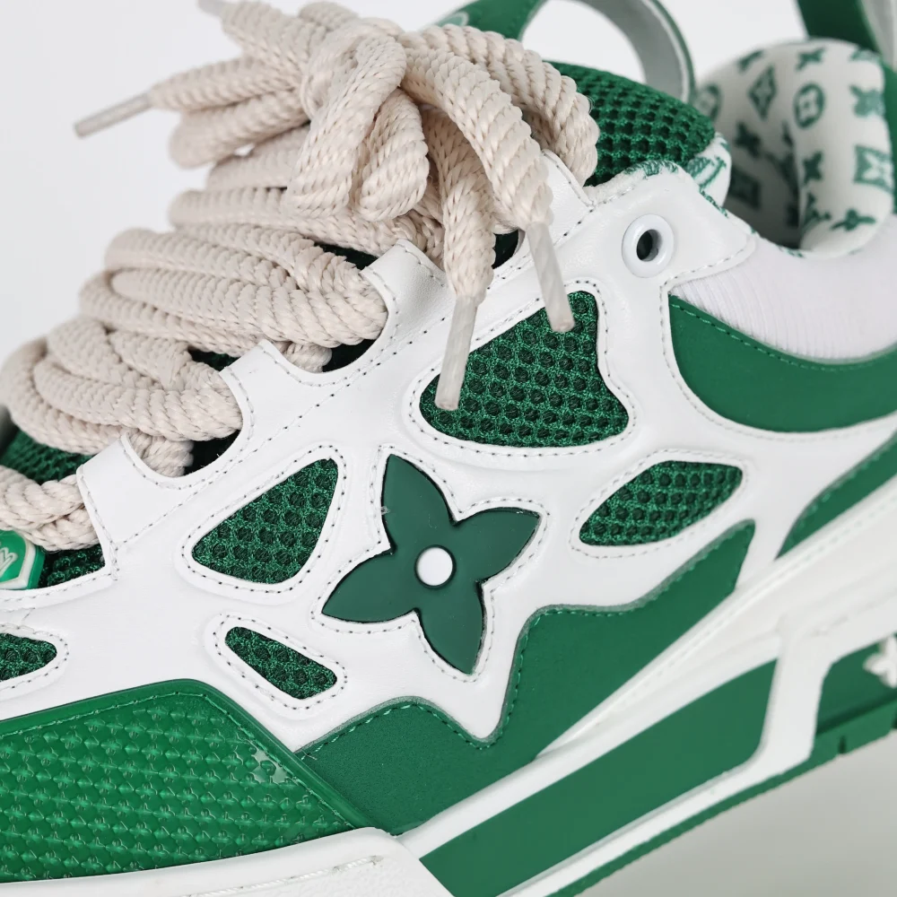 Skate Sneaker Monogramm Blumenmuster Grün und Weiß – Bild 9