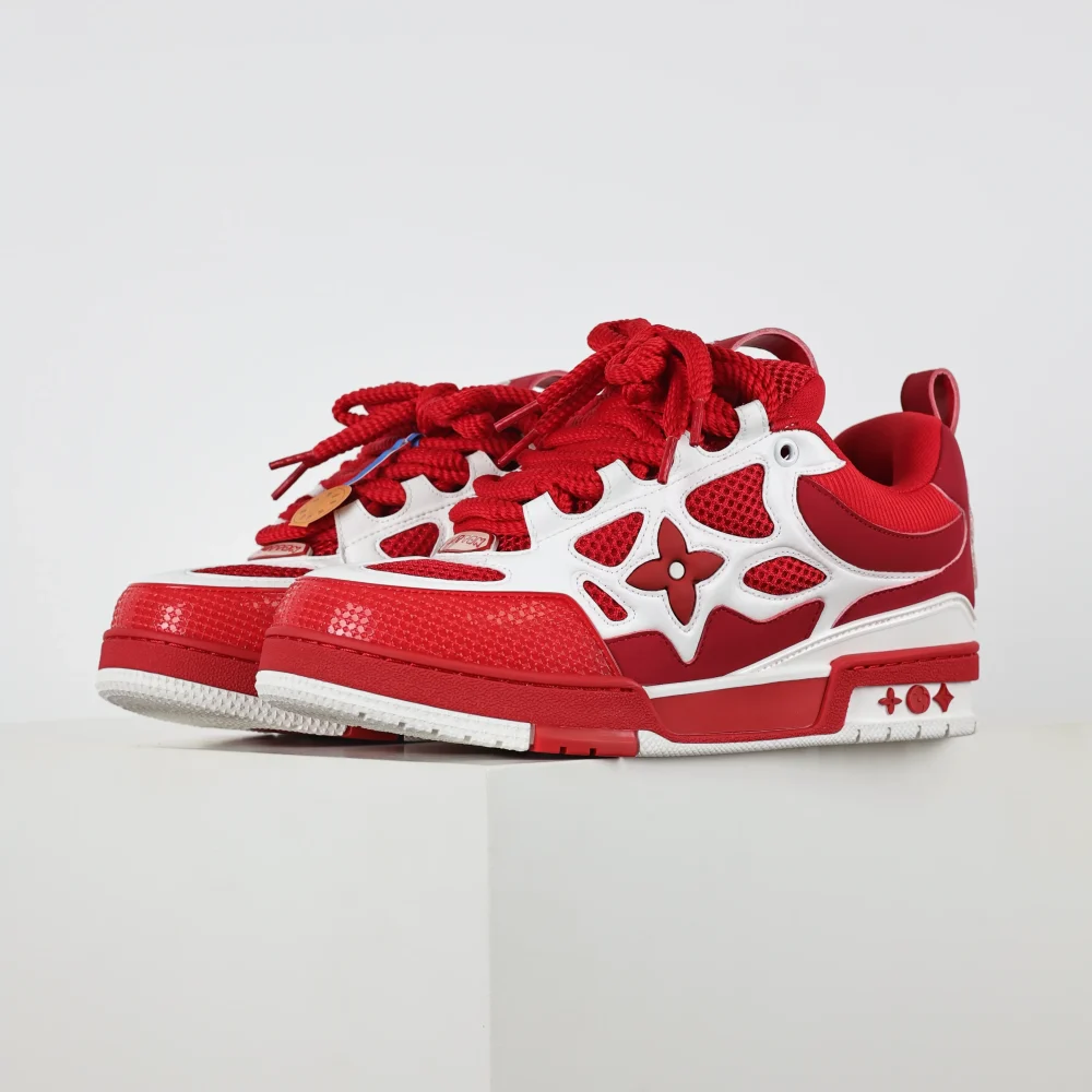 Skate Sneaker Monogramm Blumenmuster Rot und Weiß – Bild 3