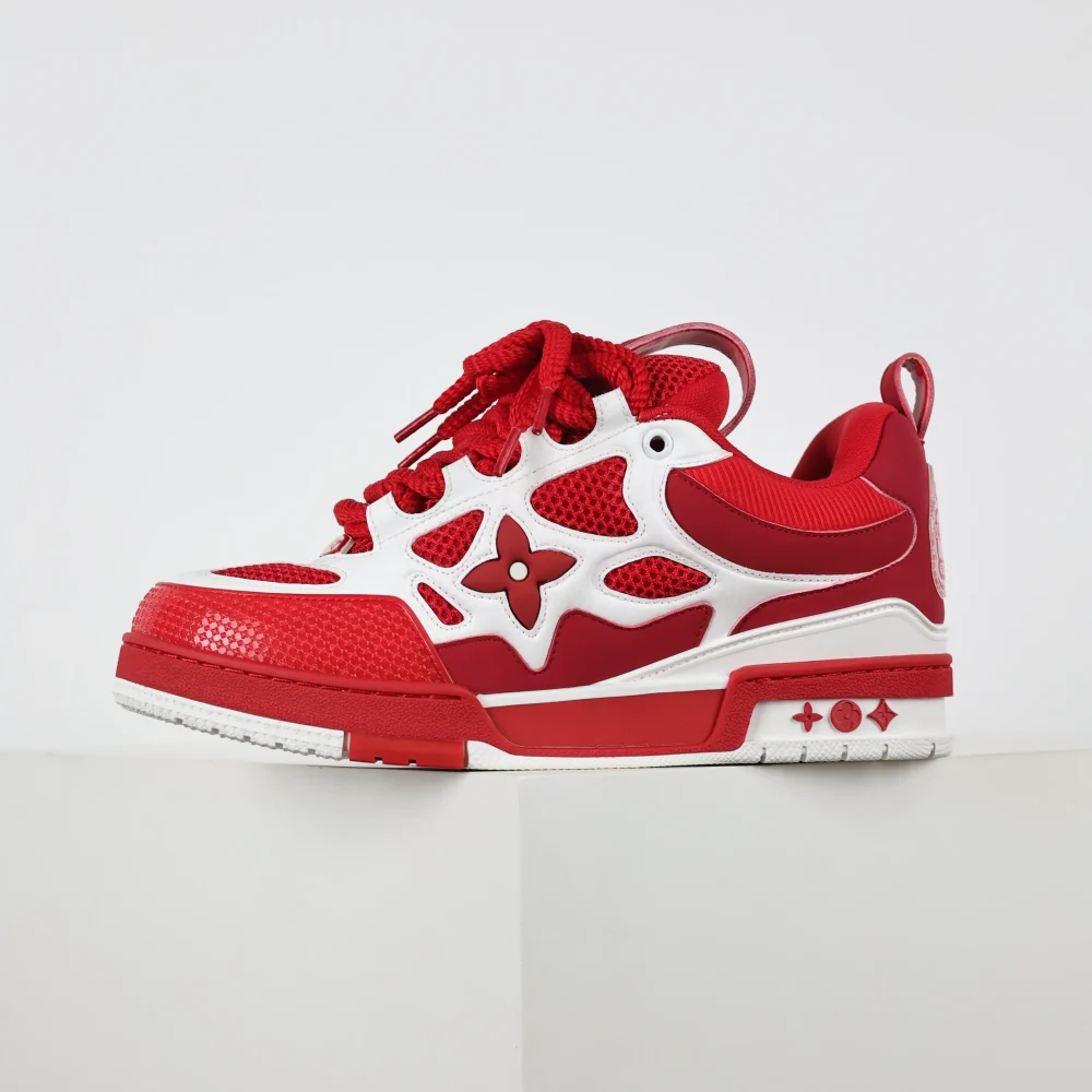 Skate Sneaker Monogramm Blumenmuster Rot und Weiß – Bild 4