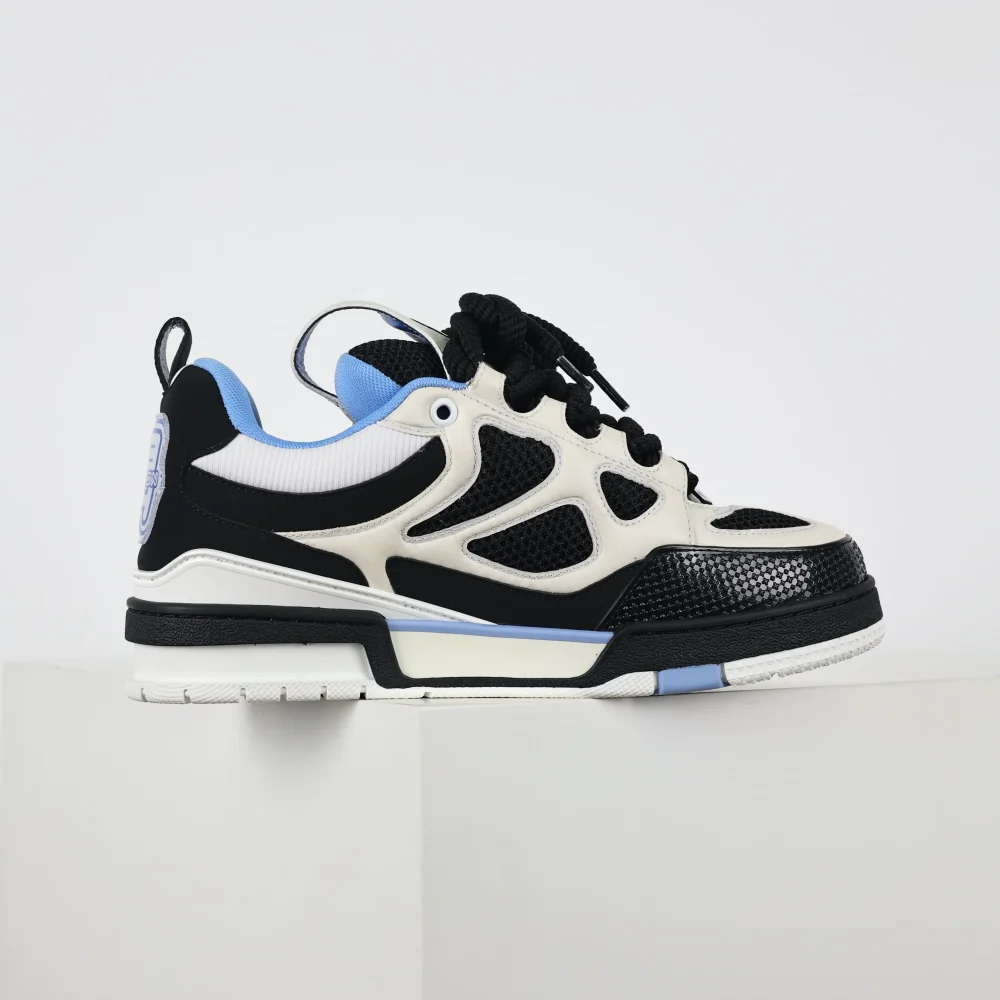 Skate Sneaker Monogramm Blumenmuster Schwarz Weiß Blau – Bild 5