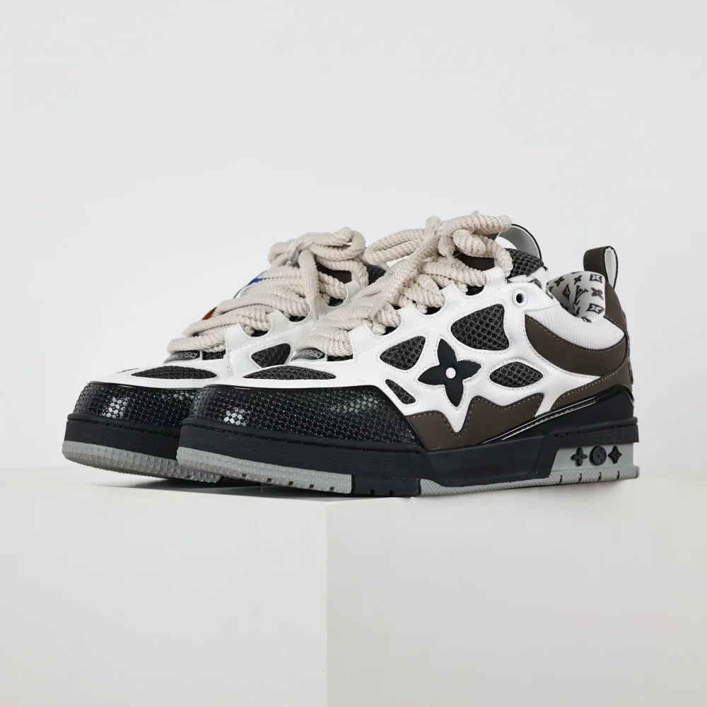 Skate Sneaker Monogramm Blumenmuster Schwarz Weiß Braun – Bild 2
