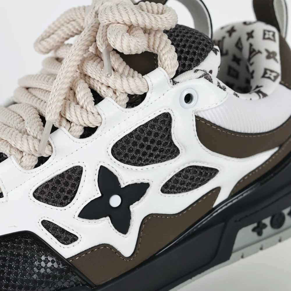 Skate Sneaker Monogramm Blumenmuster Schwarz Weiß Braun – Bild 9