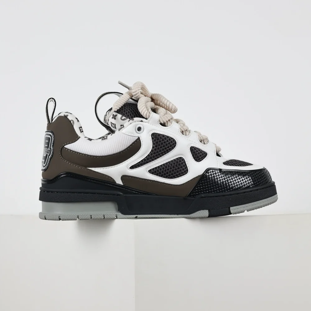 Skate Sneaker Monogramm Blumenmuster Schwarz Weiß Braun – Bild 5
