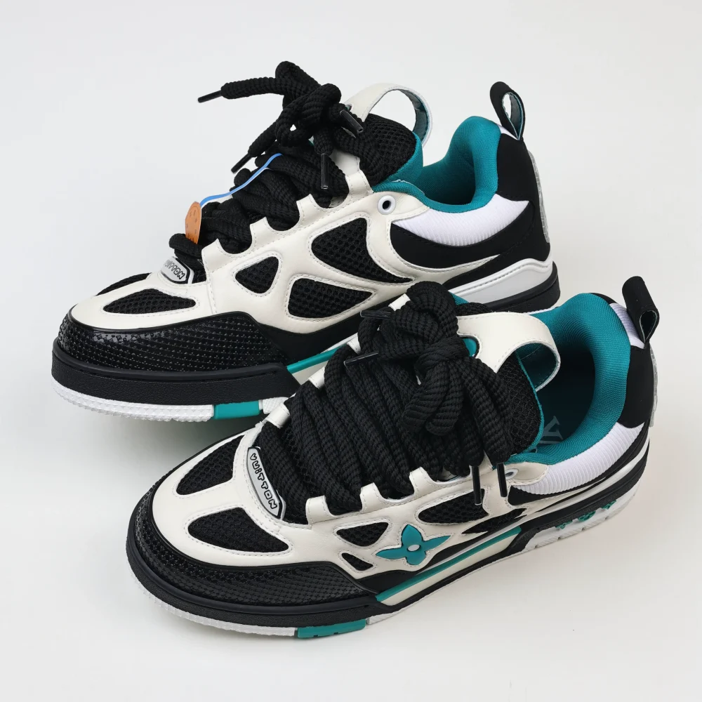 Skate Sneaker Monogramm Blumenmuster in Schwarz Weiß und Grün – Bild 7