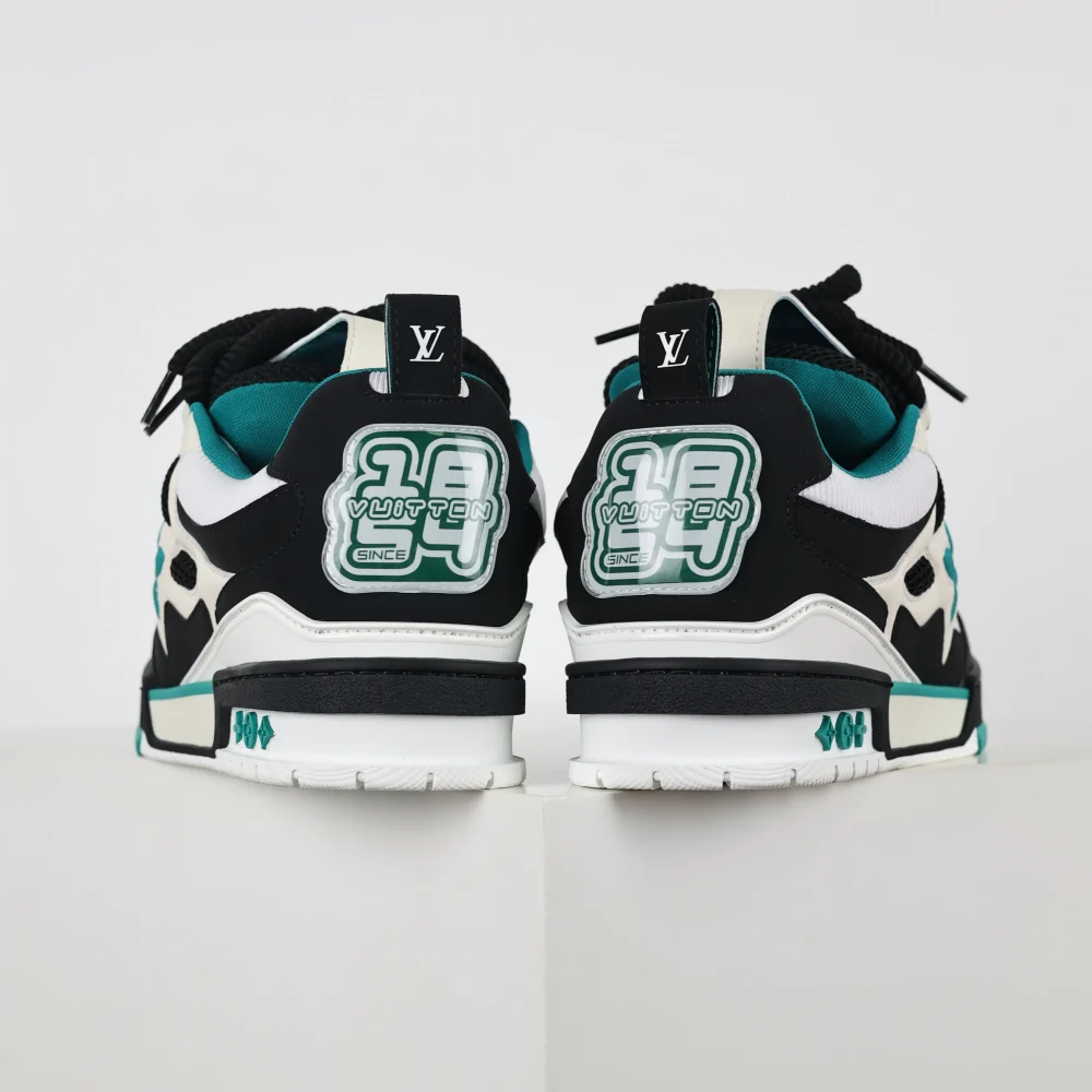 Skate Sneaker Monogramm Blumenmuster in Schwarz Weiß und Grün – Bild 6