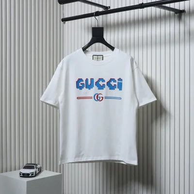 T-Shirt mit Mosaik-Logo-Print