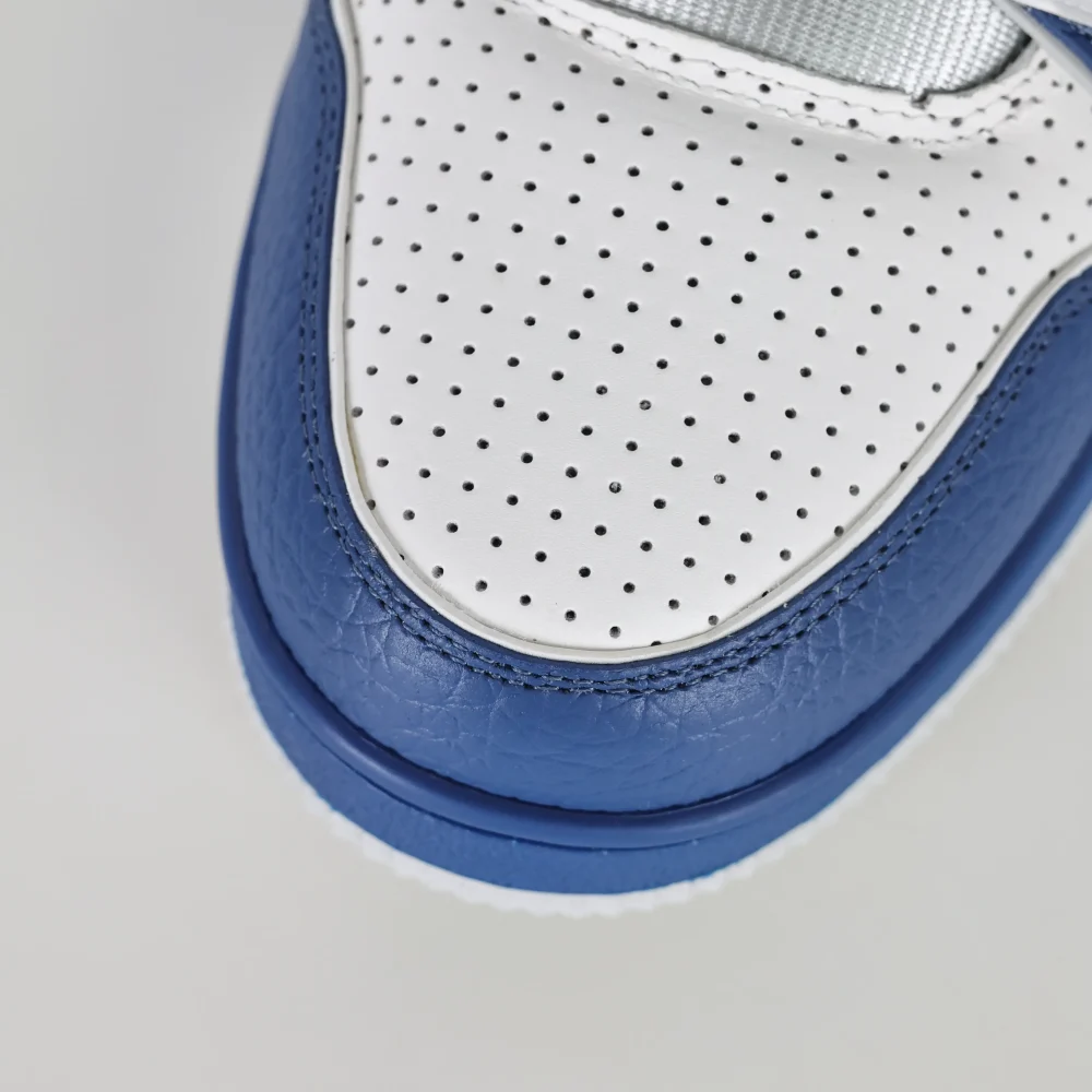 Trainer Modische Low-Top-Sneaker mit runder Spitze und Schnürung Monogramm Denim Blau und Weiß – Bild 12