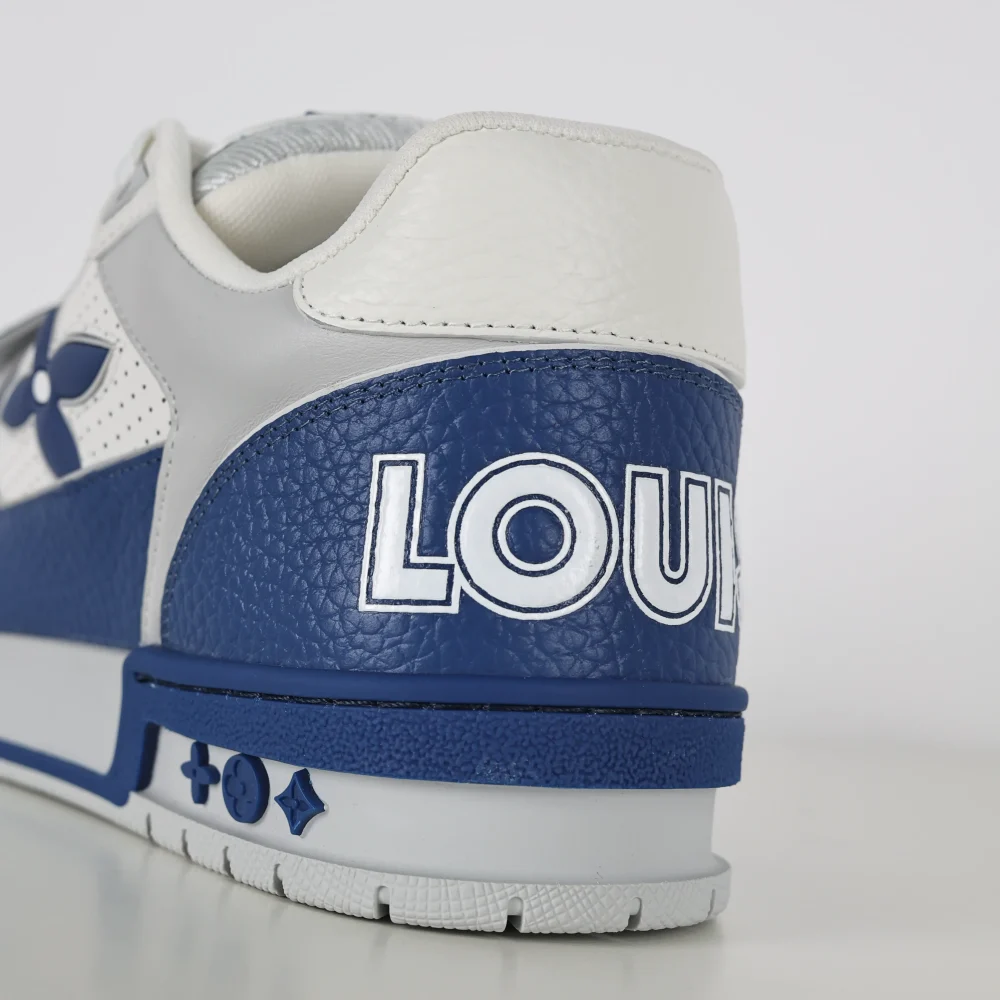 Trainer Modische Low-Top-Sneaker mit runder Spitze und Schnürung Monogramm Denim Blau und Weiß – Bild 11