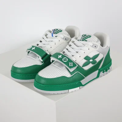 Trainer Modische Low-Top-Sneaker mit runder Spitze und Schnürung Monogramm Denim Grün und Weiß