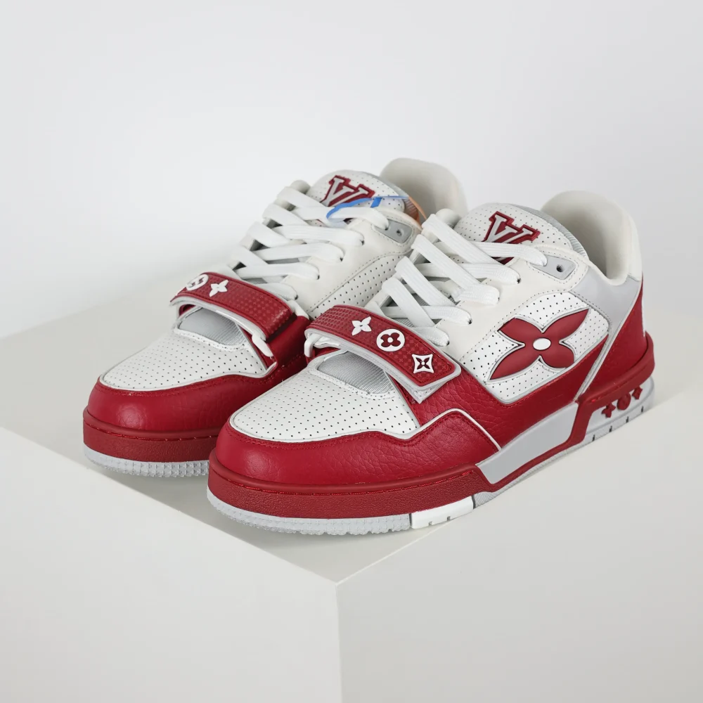 Trainer Modische Low-Top-Sneaker mit runder Spitze und Schnürung Monogramm Denim Rot und Weiß