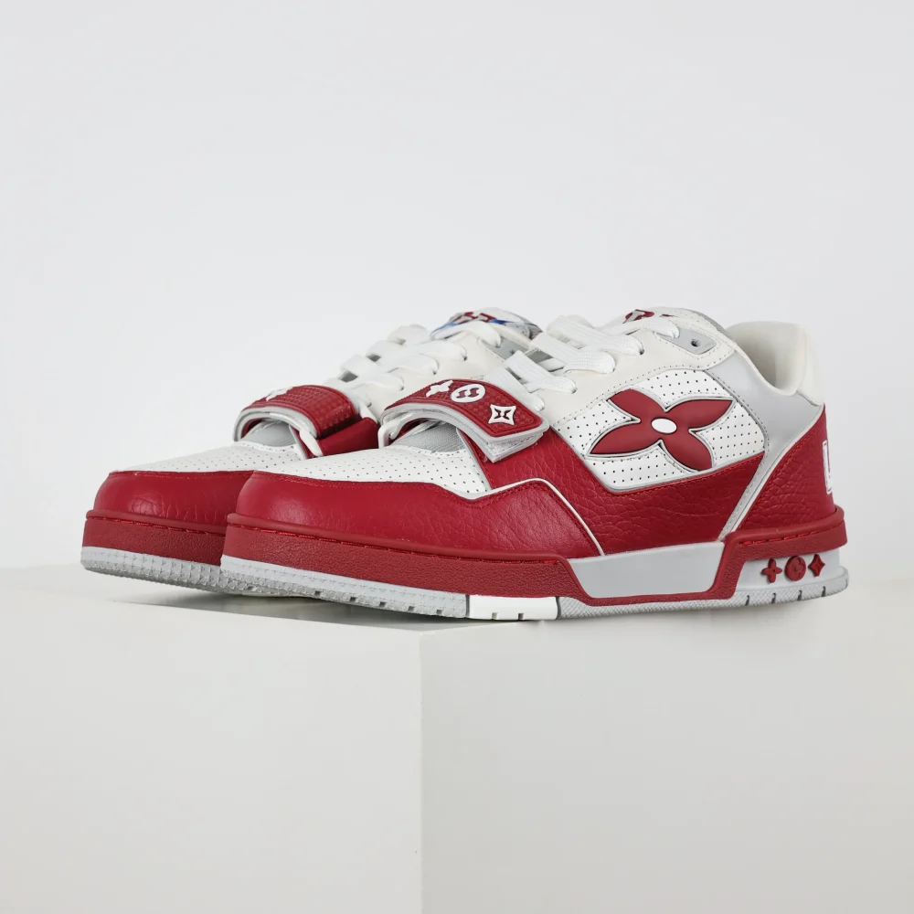 Trainer Modische Low-Top-Sneaker mit runder Spitze und Schnürung Monogramm Denim Rot und Weiß – Bild 3