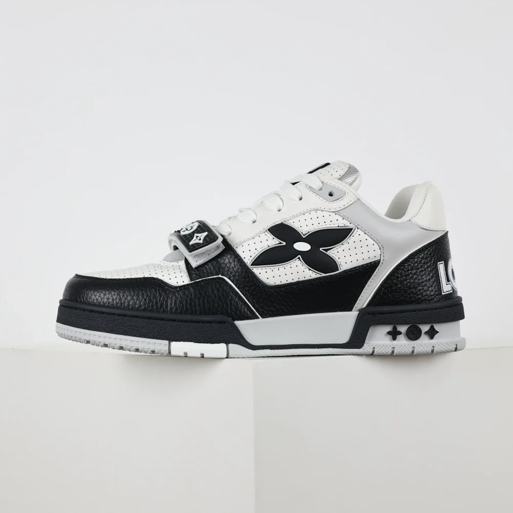 Trainer Modische Low-Top-Sneaker mit runder Spitze und Schnürung Monogramm Denim Schwarz Weiß – Bild 4