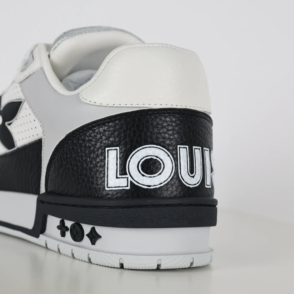 Trainer Modische Low-Top-Sneaker mit runder Spitze und Schnürung Monogramm Denim Schwarz Weiß – Bild 12