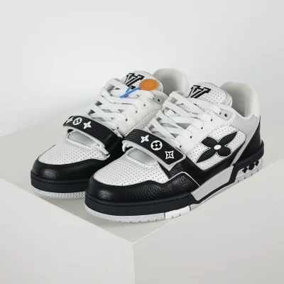 Trainer Modische Low-Top-Sneaker mit runder Spitze und Schnürung Monogramm Denim Schwarz Weiß