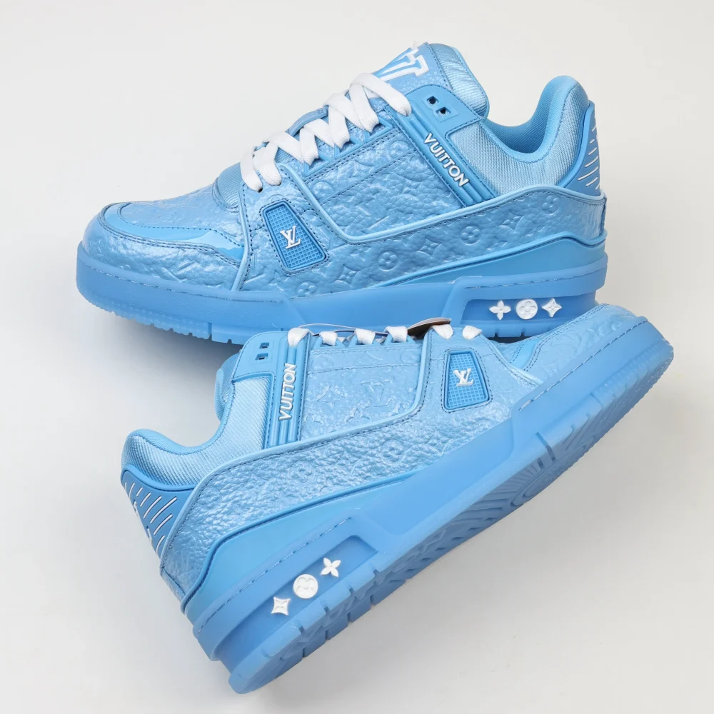 Trainer Sneaker Schriftzug geprägtes Kalbslackleder Blau – Bild 6