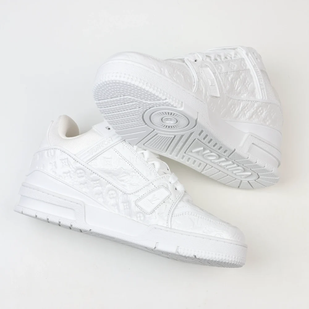 Trainer Sneaker Schriftzug geprägtes Kalbslackleder Weiß – Bild 8