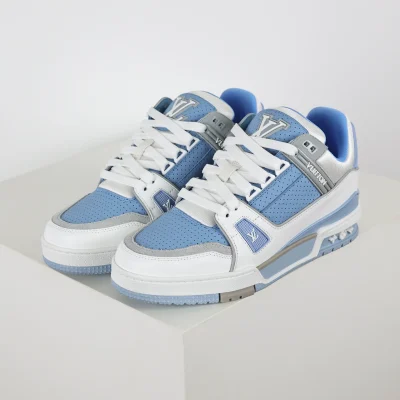Trainer Sneaker „Blau und Weiß“