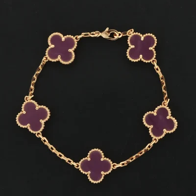Violettes Blumenarmband in Roségold