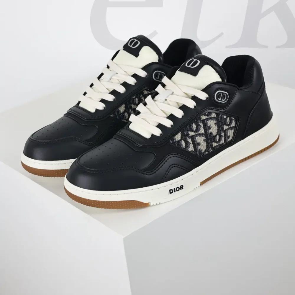 B27 Leder Sneakers 42 Herren Schwarz Top-Version