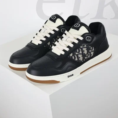 B27 Leder Sneakers 42 Herren Schwarz Top-Version
