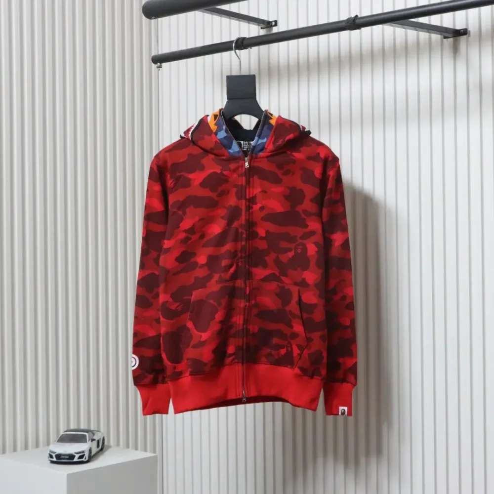 BAPE Haifischkopf Tigerkopf Reißverschluss Camouflage Doppelkapuzenpullover rot