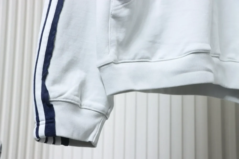 Balenciaga 25FW Patchwork-Kapuzensweatshirt mit Webmuster – Bild 4