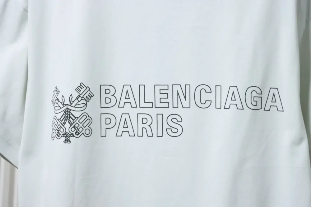 Balenciaga 25ss Kurzarmhemd mit Schlüsselanhänger-Print – Bild 5