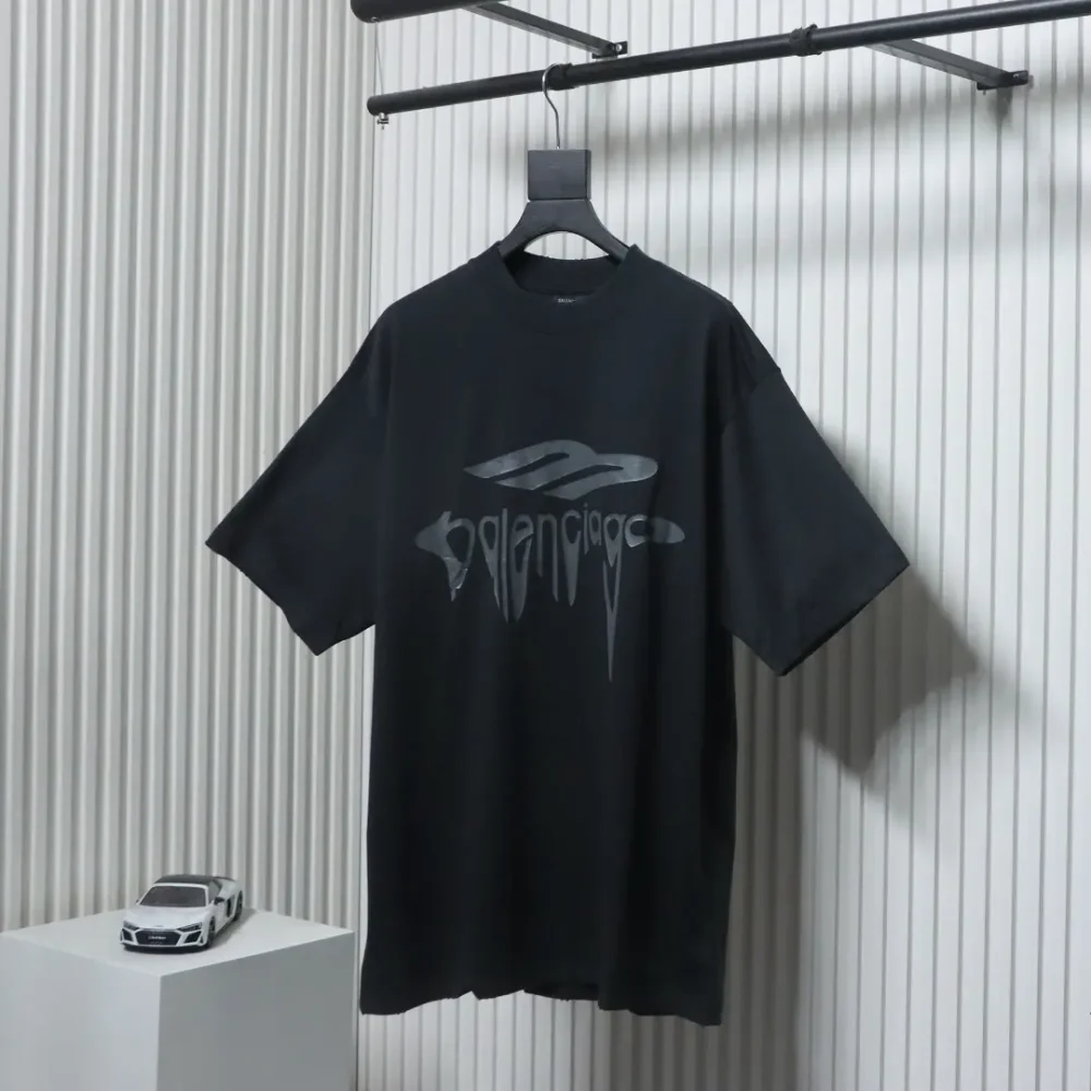 Balenciaga 25ss Kurzarmshirt mit geschmolzenem Logo-Crackle-Print