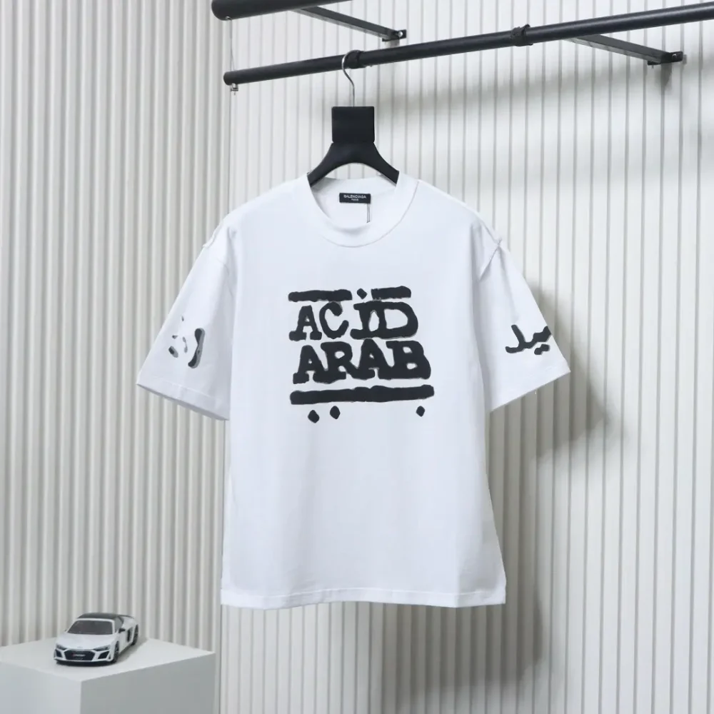 Balenciaga Kurzarmhemd mit Buchstabendruck – Bild 13