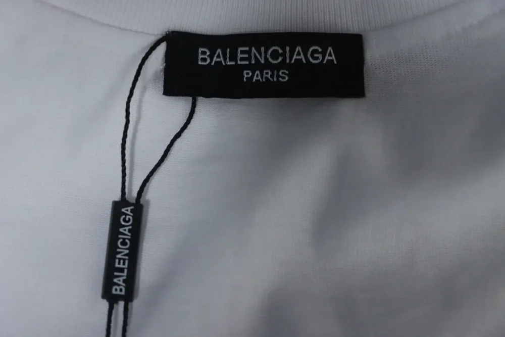 Balenciaga Kurzarmhemd mit Buchstabendruck – Bild 23