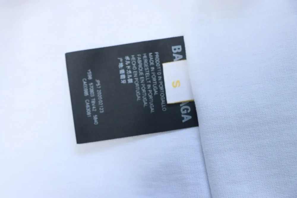Balenciaga Kurzarmhemd mit Buchstabendruck – Bild 25