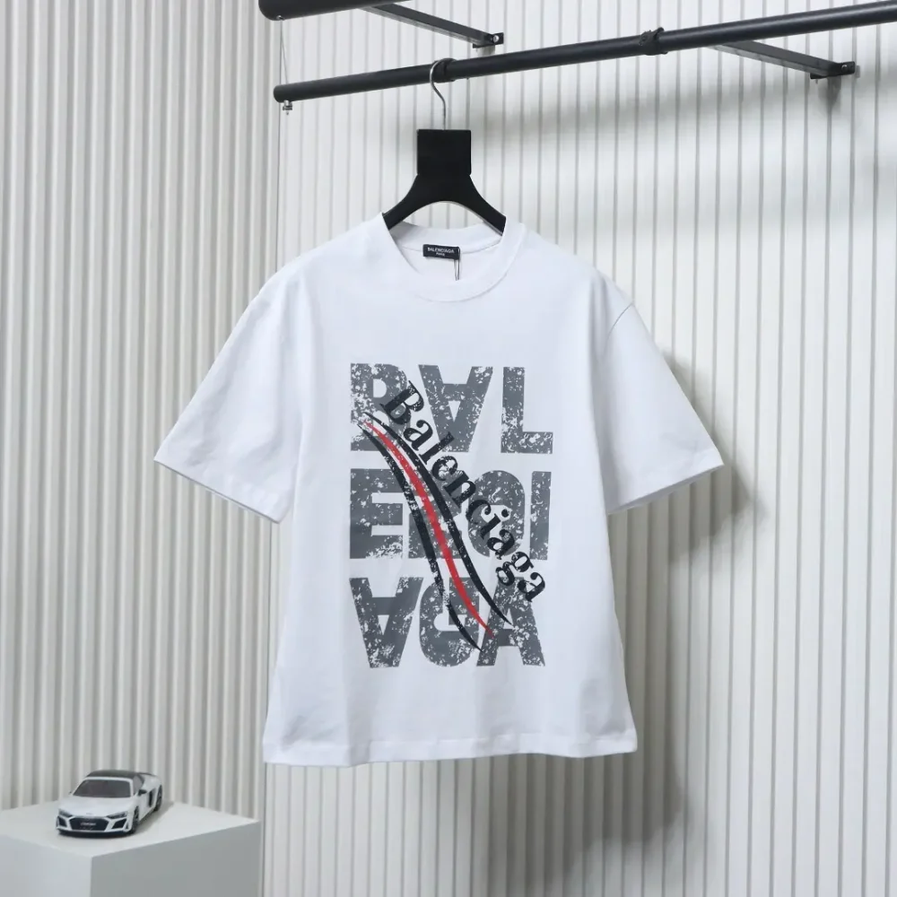 Balenciaga Meliertes Kurzarmhemd mit Distressed-Buchstabenlogo – Bild 14