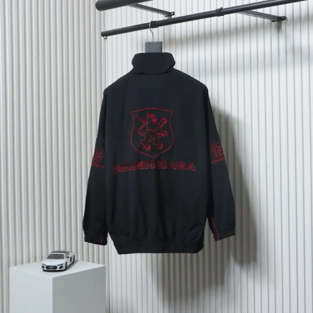 Balenciaga Reißverschlussjacke mit Buchstabenstickerei – Bild 16