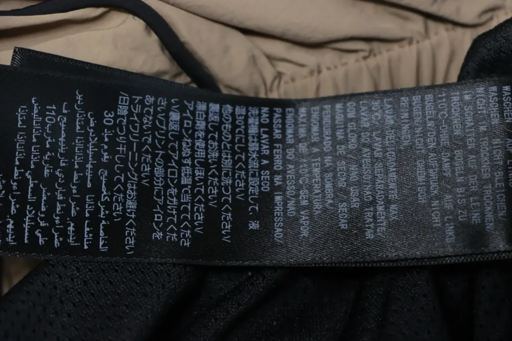Balenciaga Reißverschlussjacke mit Buchstabenstickerei – Bild 12