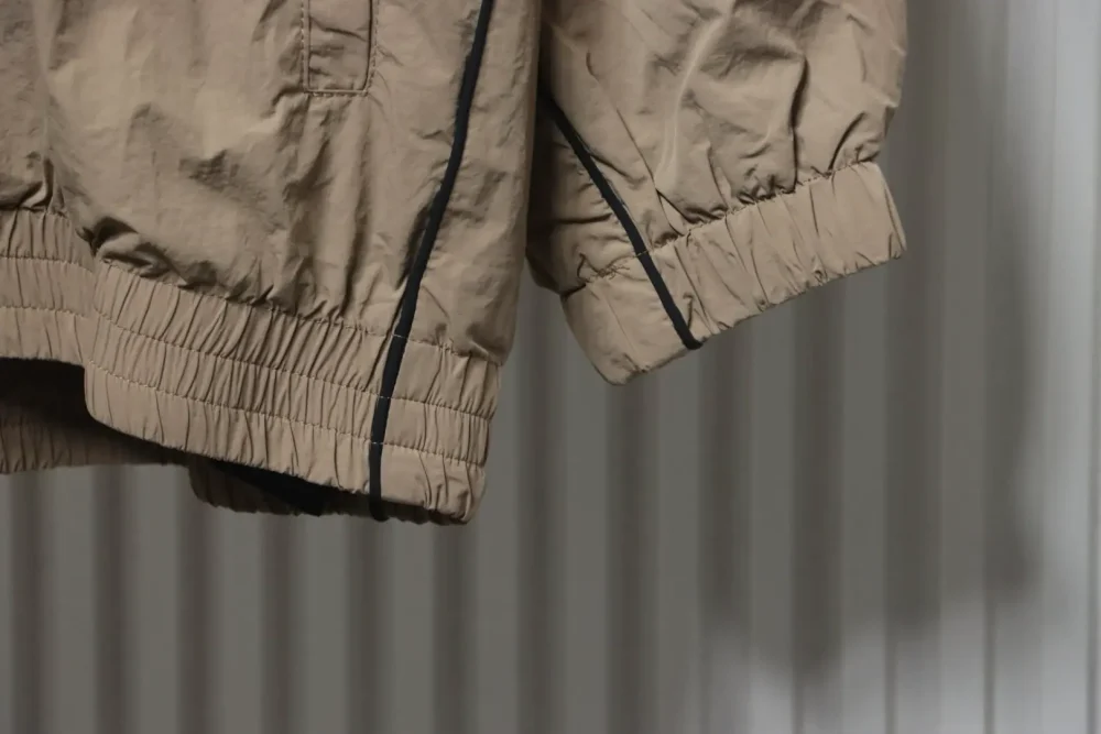 Balenciaga Reißverschlussjacke mit Buchstabenstickerei – Bild 7