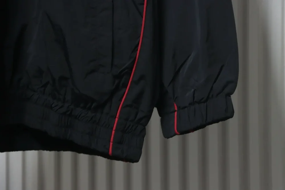 Balenciaga Reißverschlussjacke mit Buchstabenstickerei – Bild 19