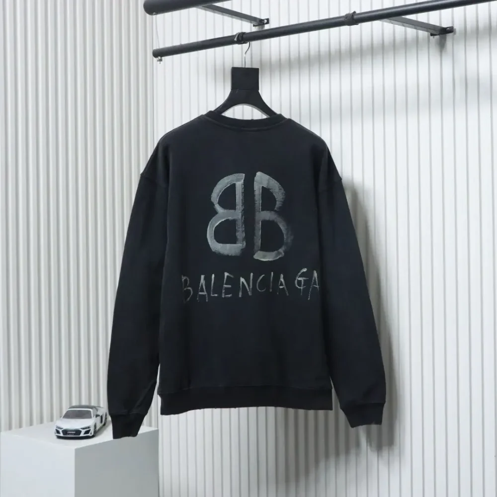 Balenciaga Sweatshirt mit Rundhalsausschnitt und handbemaltem Leuchtdruck
