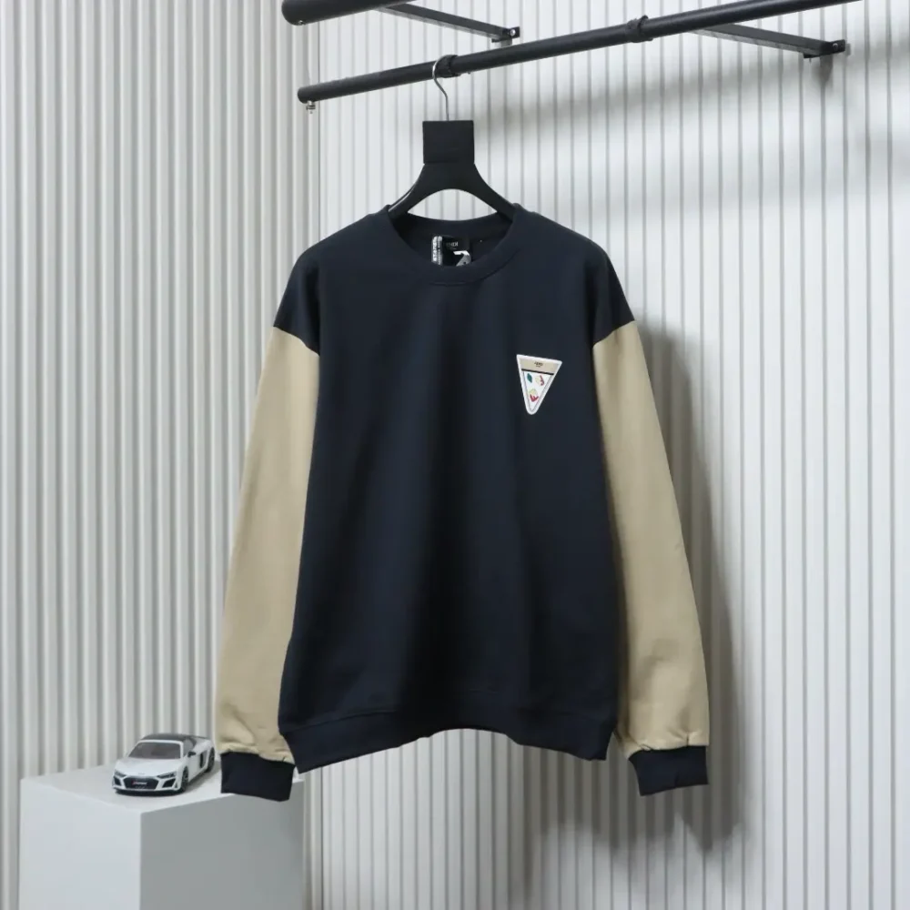 Baumwoll-Sweatshirt mit umgedrehtem Dreieck-Print und lustigem Spleißen für Paare