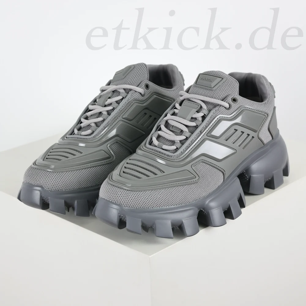 Cloudbust Thunder Technischer Stoff Grau