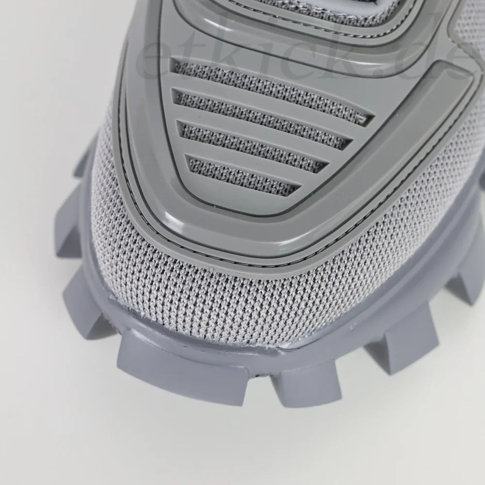 Cloudbust Thunder Technischer Stoff Grau – Bild 9