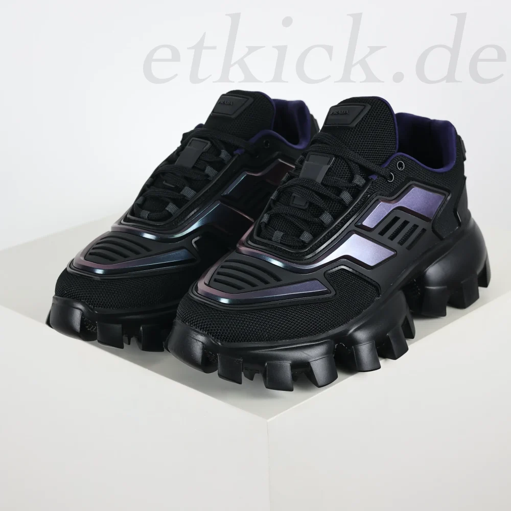 Cloudbust Thunder „Schwarz Schillernd“