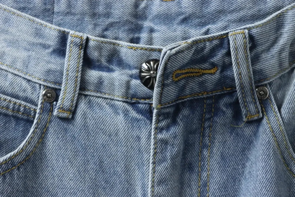 Cross Straight Jeans aus Leder – Bild 6
