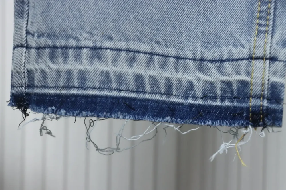 Cross Straight Jeans aus Leder – Bild 5
