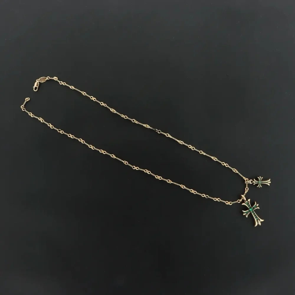Doppelkreuz-Bambuskette mit grünem Diamanten und Gold – Bild 10